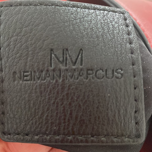 Red handbag - Picture 4 of 4